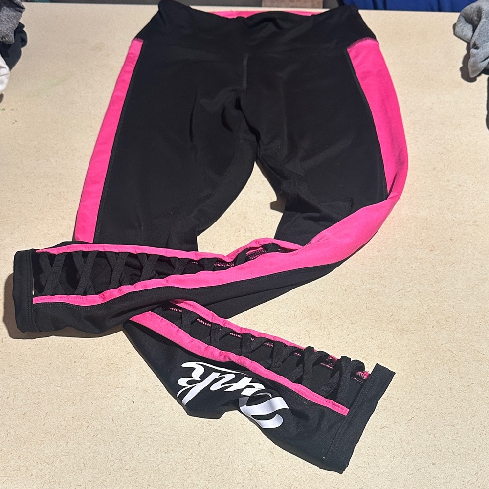 PINK Victoria's Secret Black and Pink Leggings